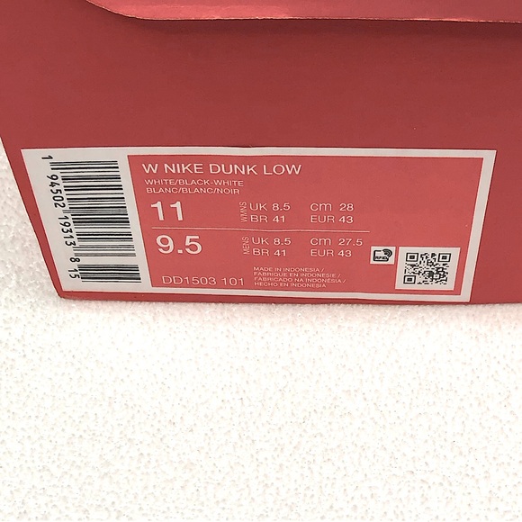 NIKE 'PANDA' Dunk Low RETRO Men's Casual Sneaker Shoe Size 11 NEW in Box - Picture 9 of 10